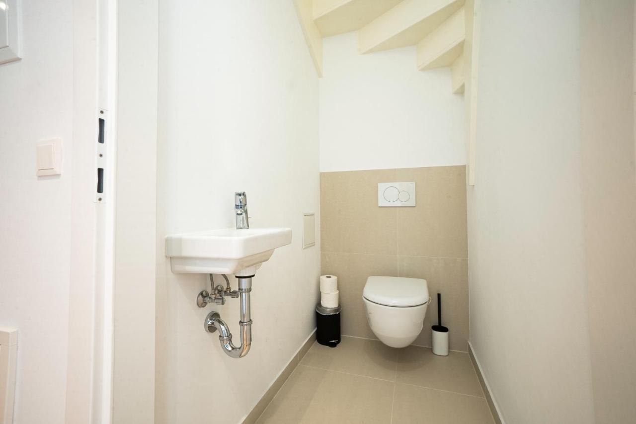 Orestaliving - Penthouse With Designer Renovation Wien Eksteriør bilde