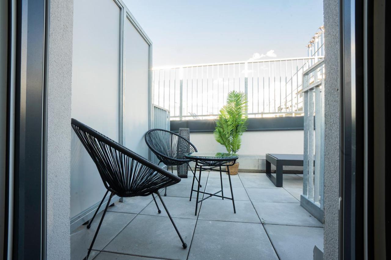 Orestaliving - Penthouse With Designer Renovation Wien Eksteriør bilde